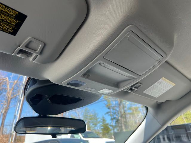 Vehicle image 29 of 36