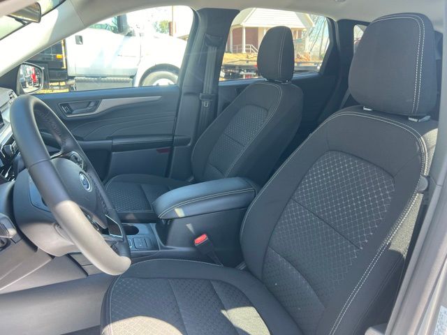 Vehicle image 9 of 36