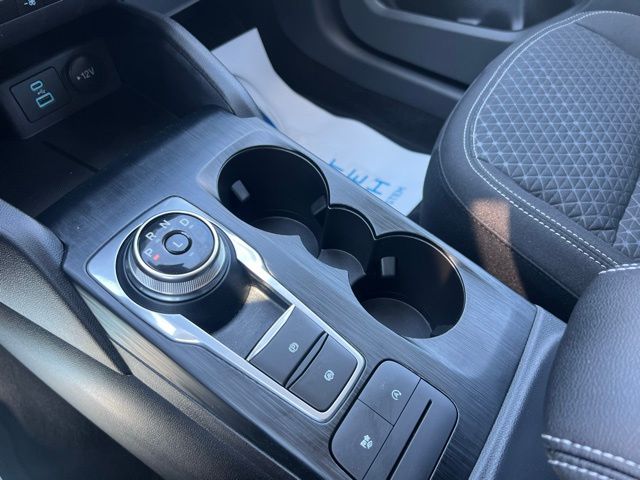 Vehicle image 22 of 36