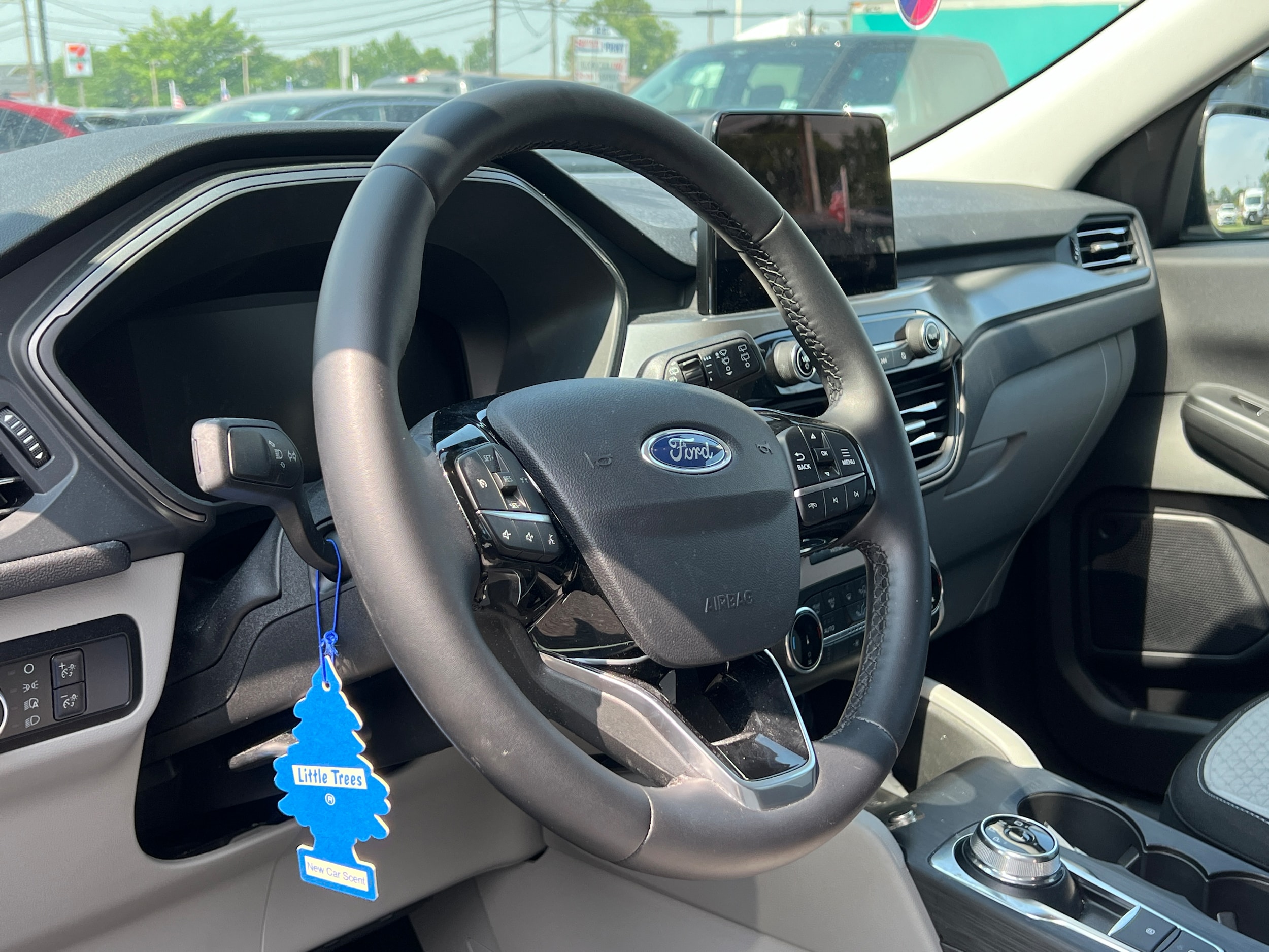 Vehicle image 30 of 60