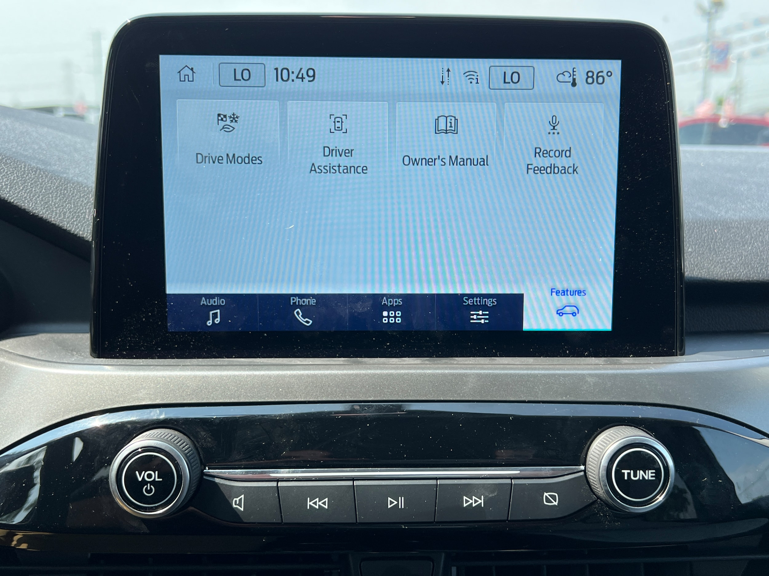 Vehicle image 37 of 60