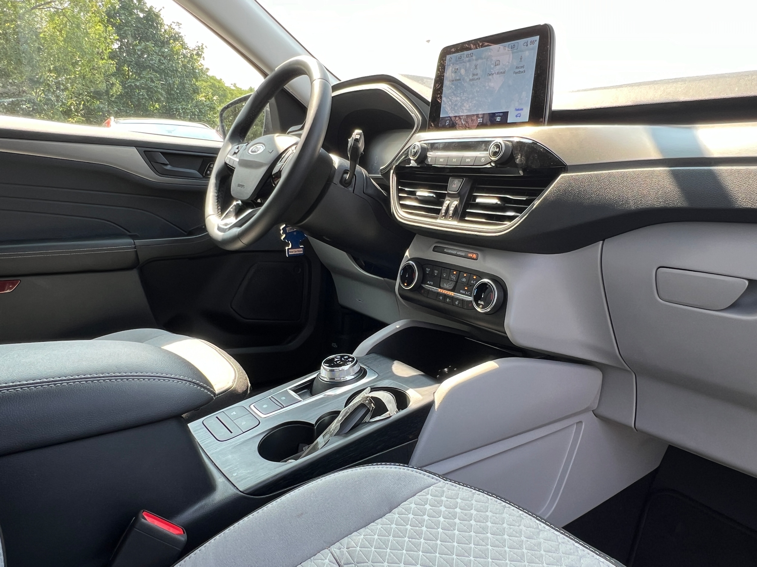 Vehicle image 51 of 60