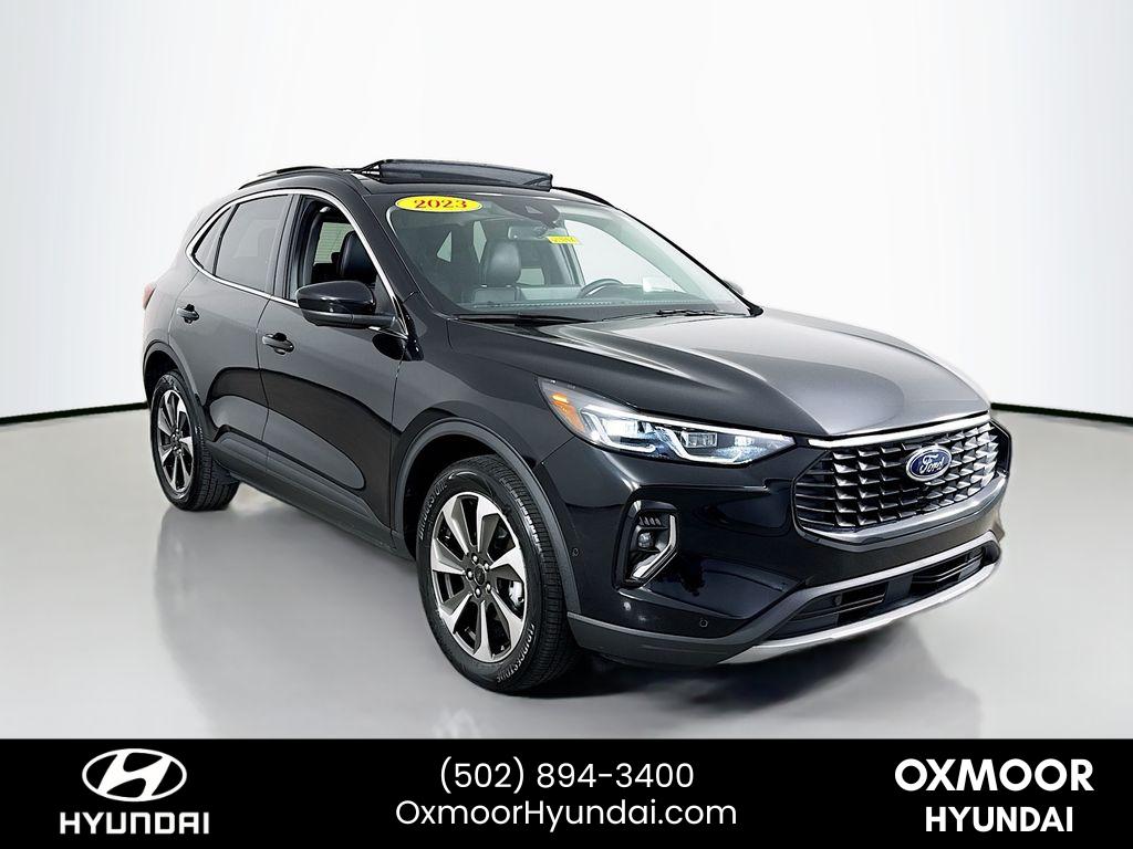 2023 Ford Escape Platinum Image 3 of 34