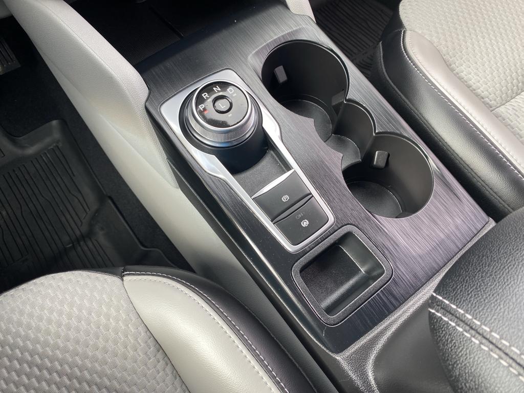 Vehicle image 9 of 20