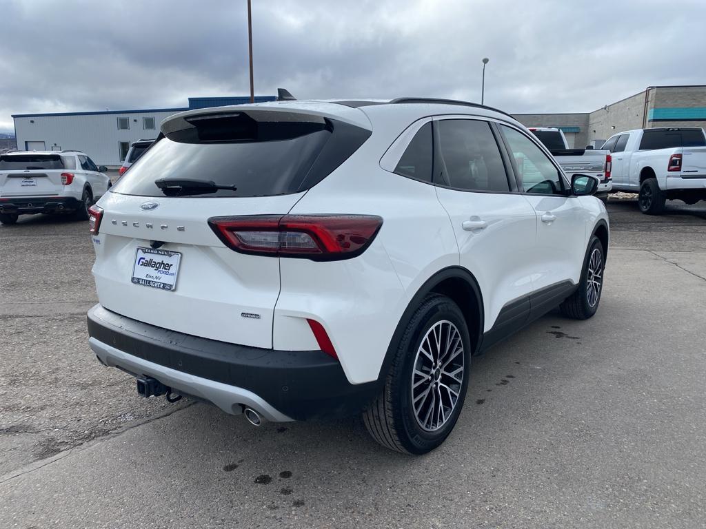 Vehicle image 16 of 20