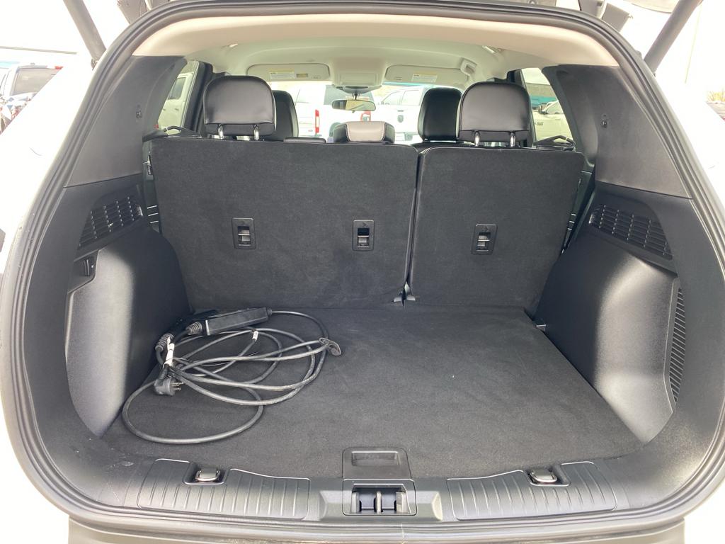 Vehicle image 3 of 20