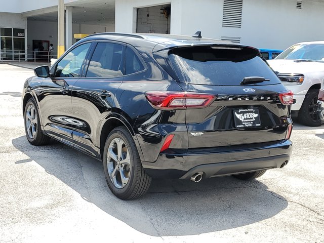 Vehicle image 4 of 20