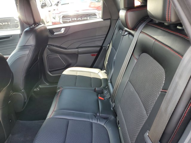 Vehicle image 8 of 20