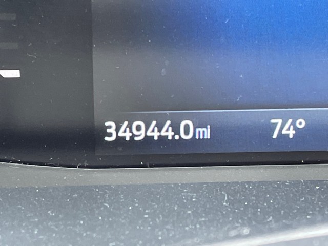 Vehicle image 20 of 25