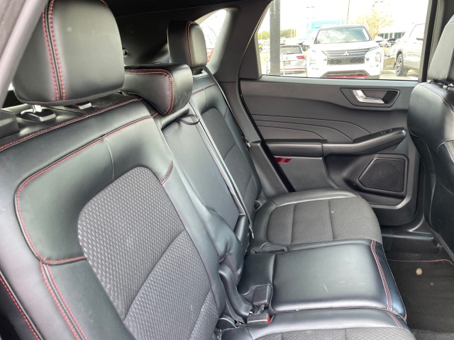 Vehicle image 10 of 25