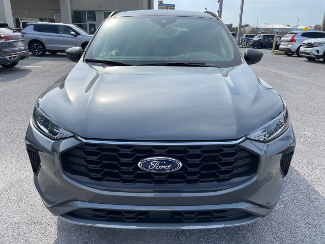 Vehicle image 2 of 25