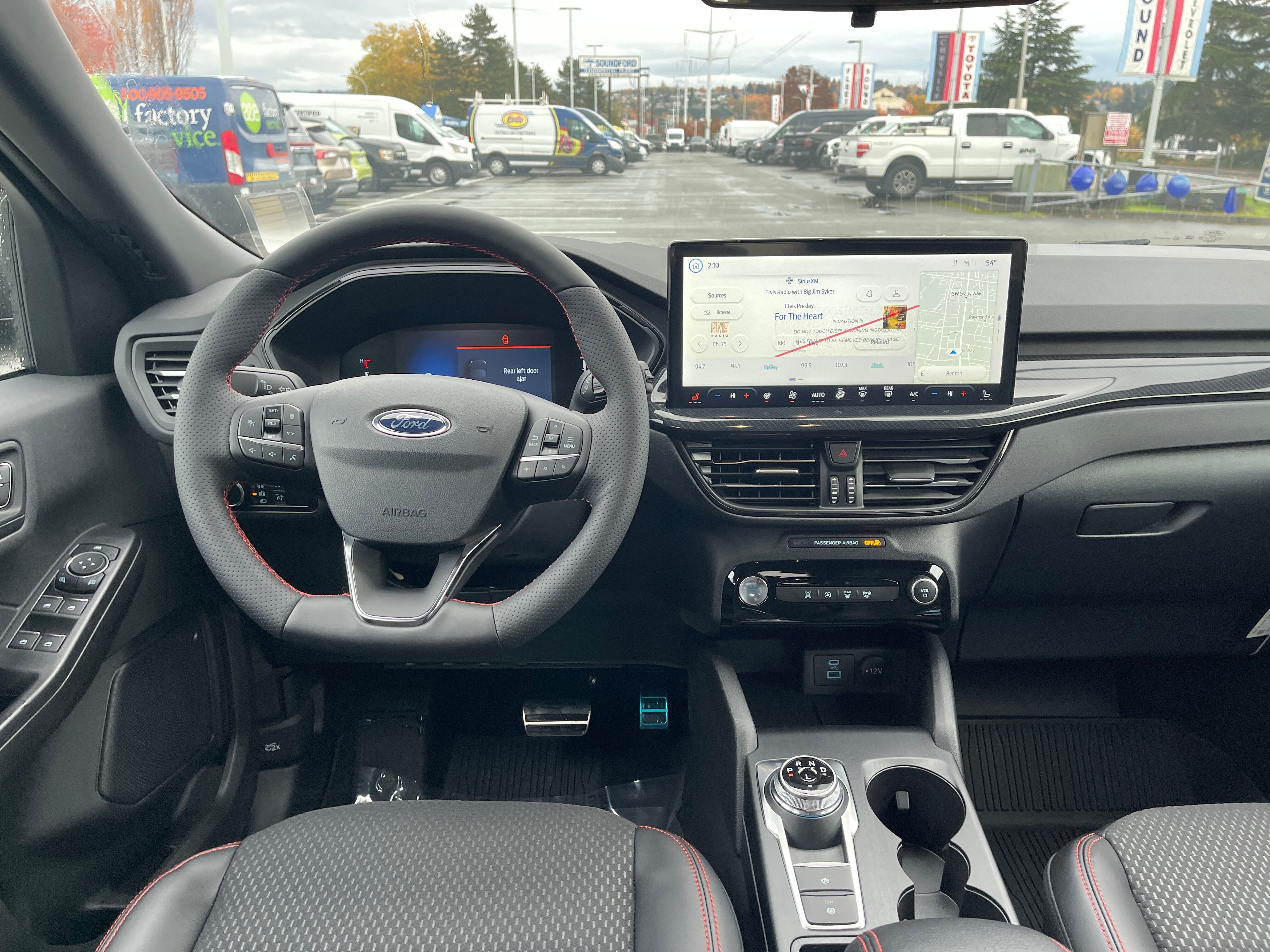 Vehicle image 8 of 9