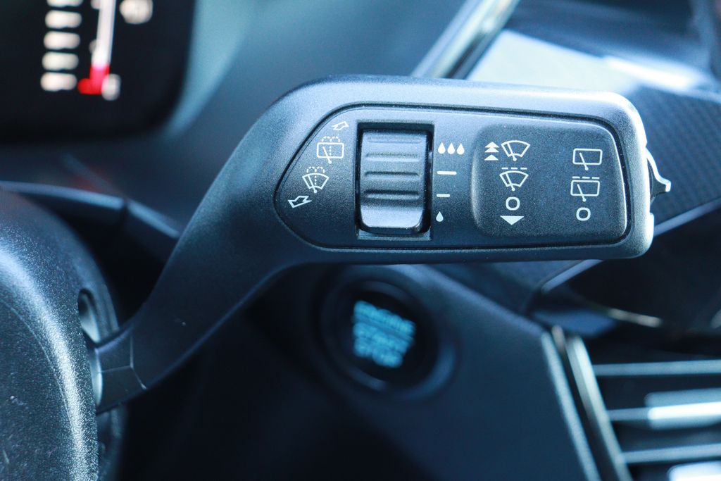 2023 Ford Escape ST-Line Image 18 of 23