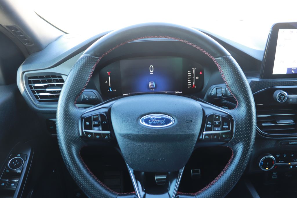 2023 Ford Escape ST-Line Image 22 of 23