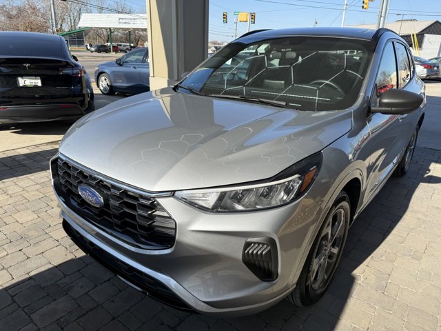 Vehicle image 1 of 76