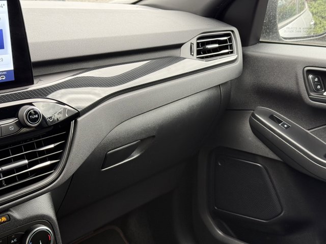 Vehicle image 57 of 76