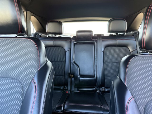 Vehicle image 24 of 76