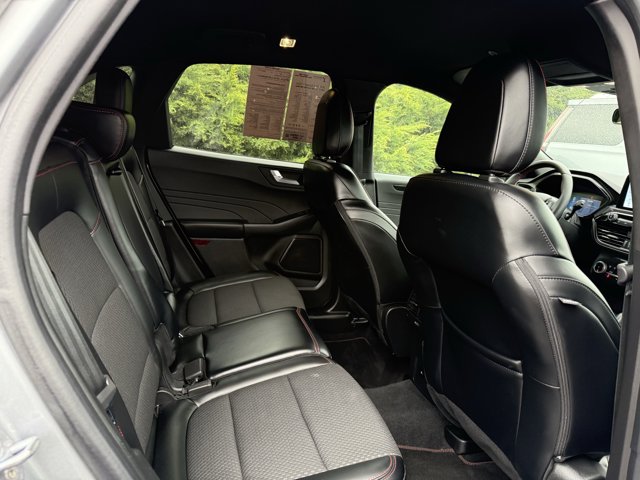 Vehicle image 67 of 76
