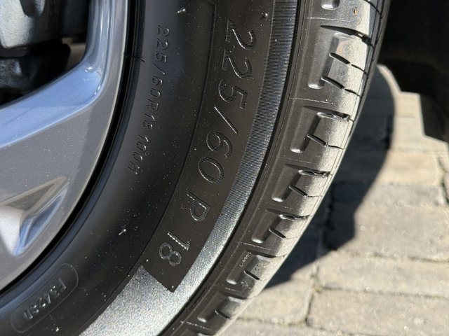 Vehicle image 44 of 76