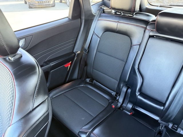 Vehicle image 22 of 76
