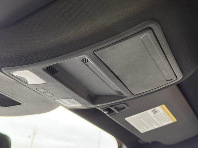 Vehicle image 59 of 76