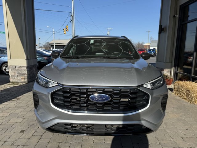 Vehicle image 3 of 76