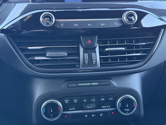 Vehicle image 26 of 76