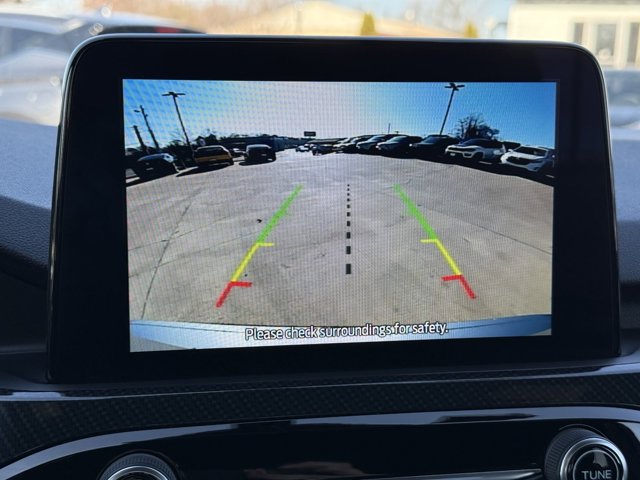 Vehicle image 28 of 76