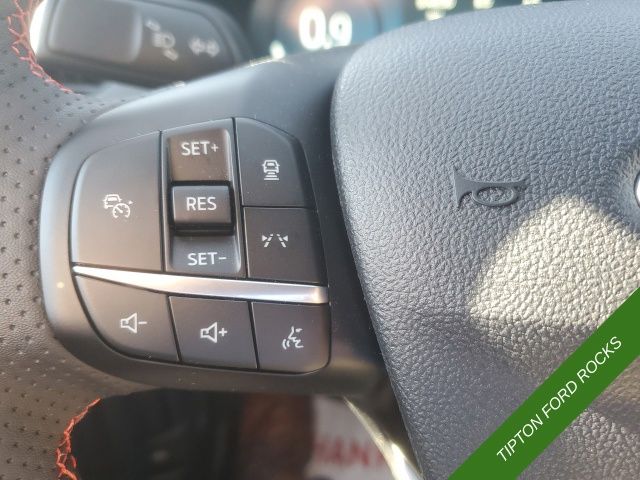 Vehicle image 27 of 38