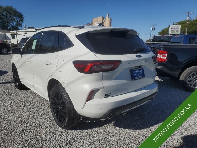 Vehicle image 6 of 38