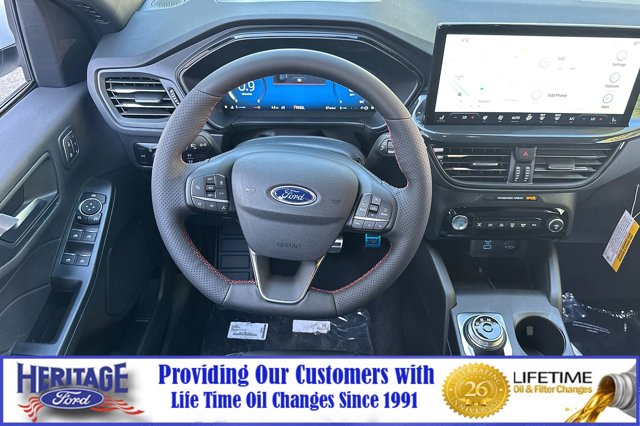 Vehicle image 11 of 24