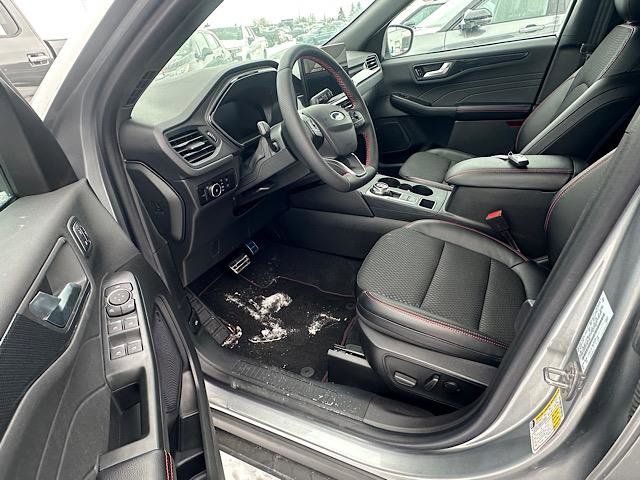 Vehicle image 5 of 12