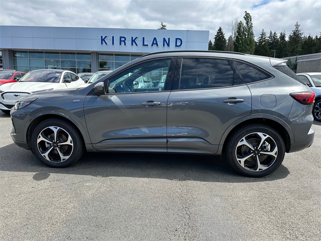 Vehicle image 8 of 30