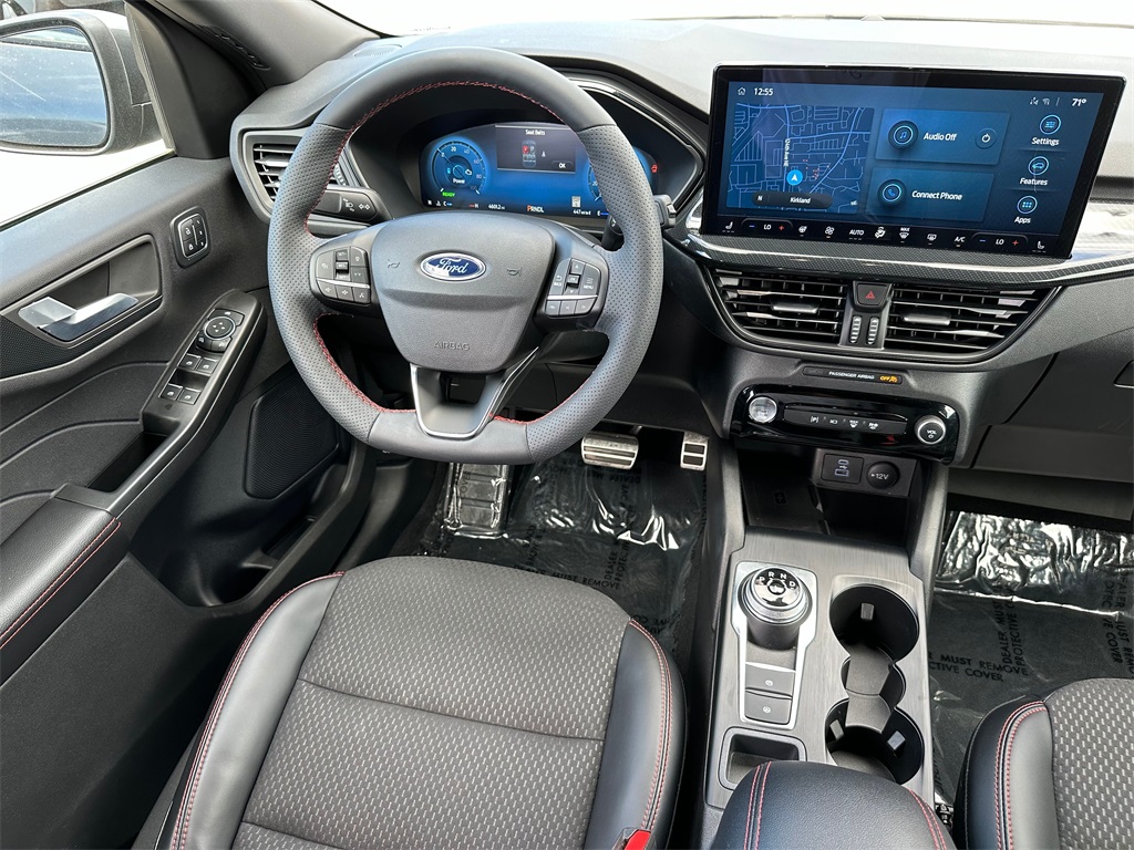 Vehicle image 14 of 30