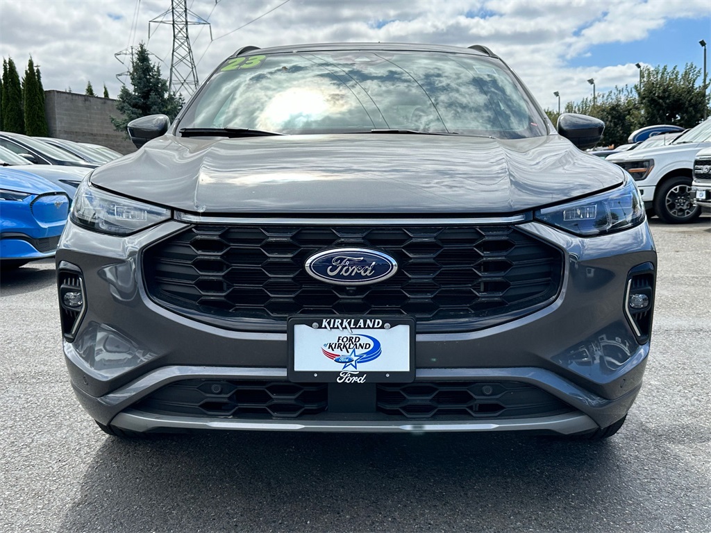 Vehicle image 2 of 30