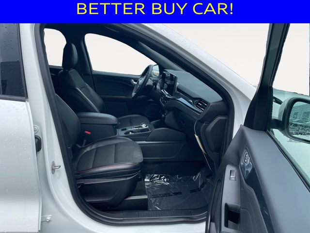 Vehicle image 16 of 17