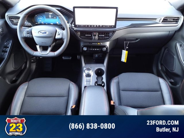 Vehicle image 10 of 18
