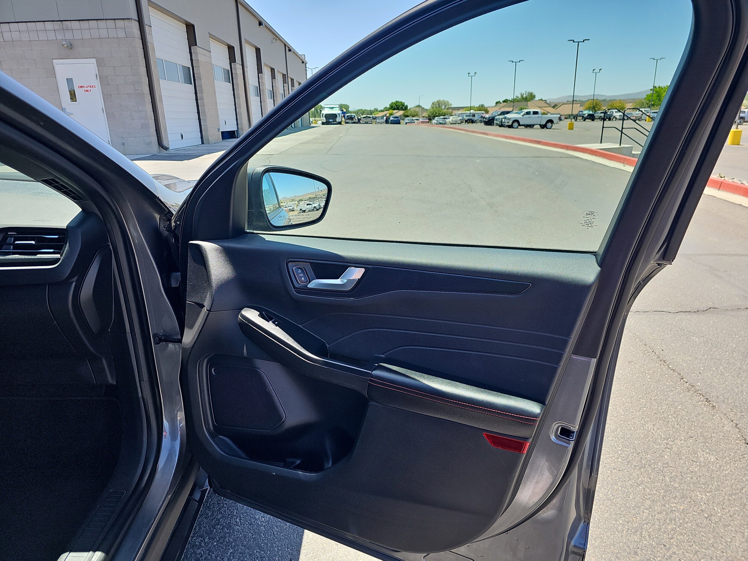 Vehicle image 13 of 30