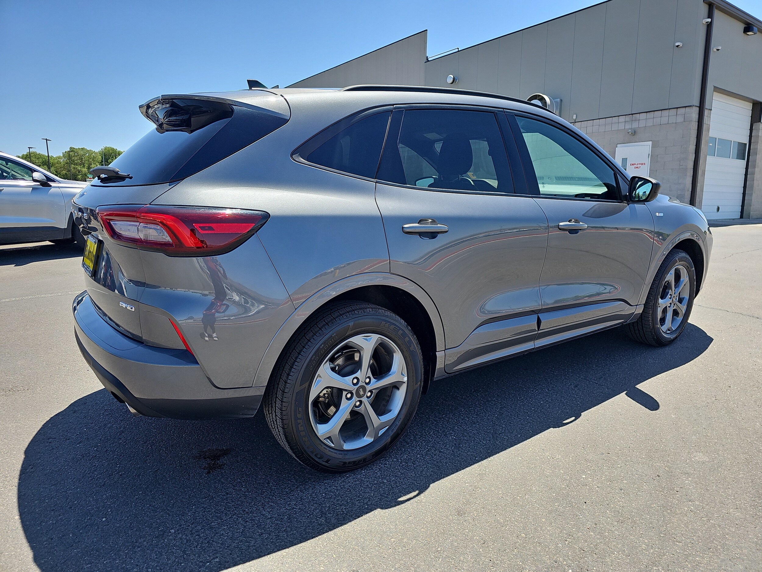 Vehicle image 8 of 30