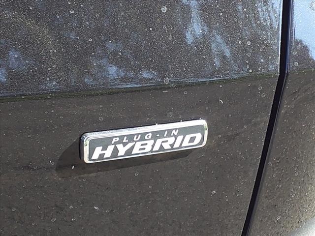 2023 Ford Escape PHEV Image 5 of 18