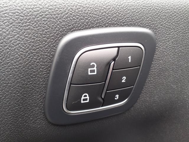 2023 Ford Escape PHEV Image 10 of 22