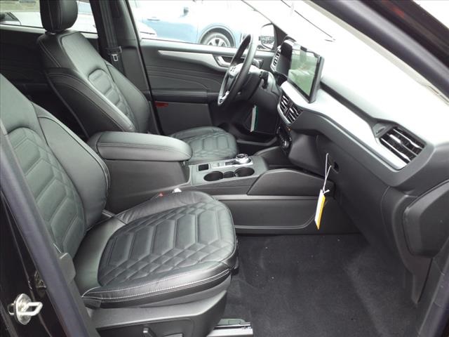 2023 Ford Escape PHEV Image 9 of 22