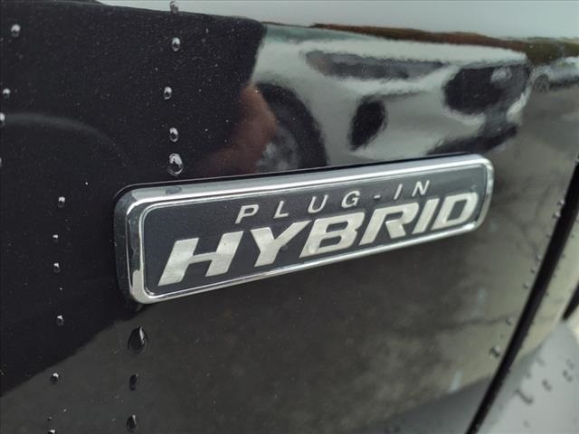 2023 Ford Escape PHEV Image 5 of 22