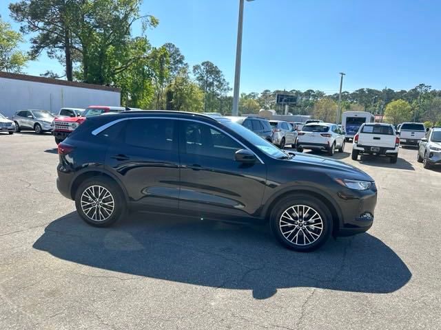 Vehicle image 6 of 57