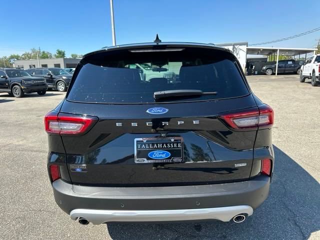 Vehicle image 35 of 57