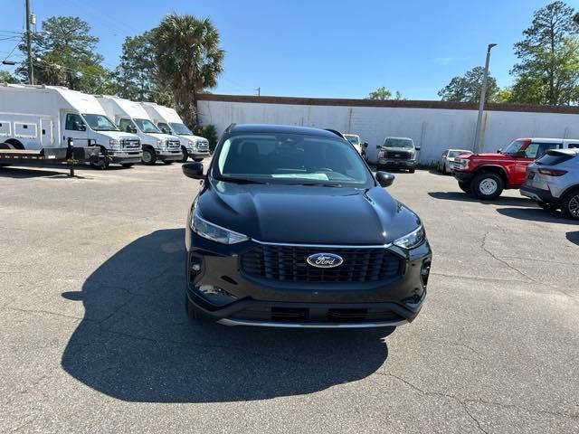 Vehicle image 11 of 57
