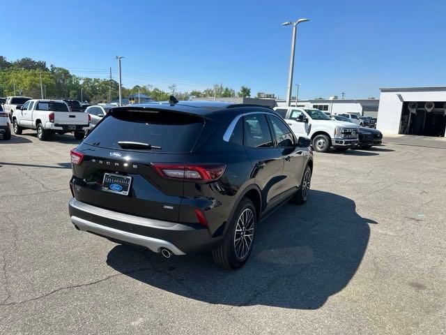 Vehicle image 18 of 57