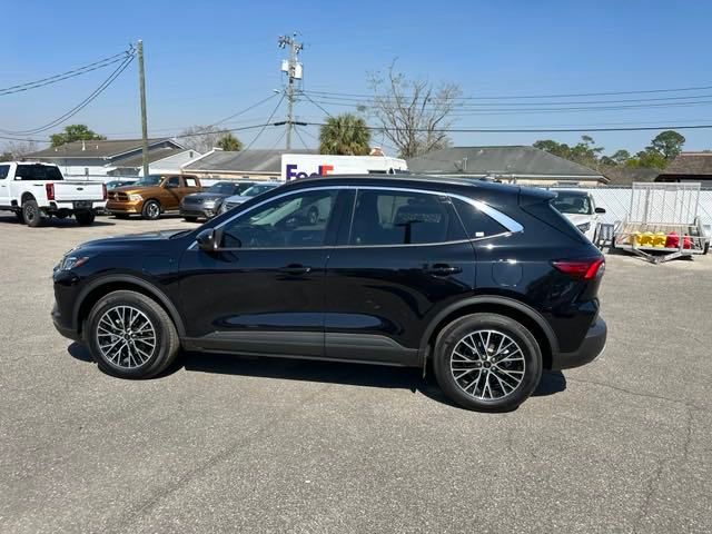 Vehicle image 24 of 57