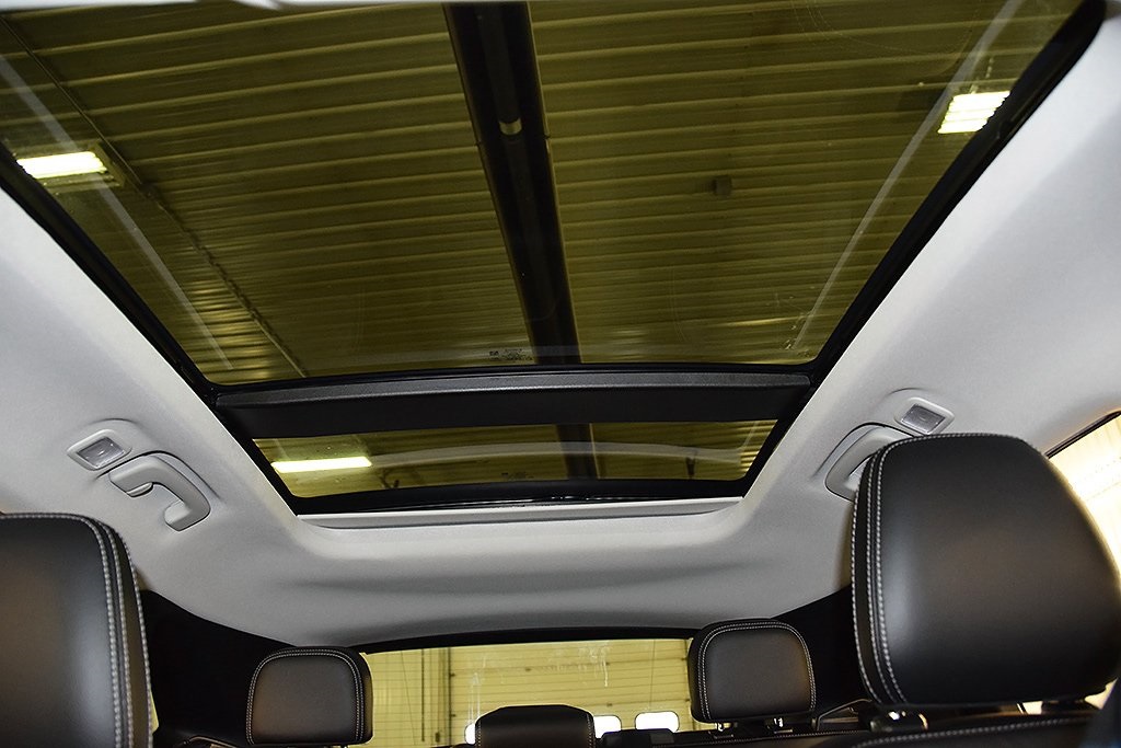 Vehicle image 29 of 36