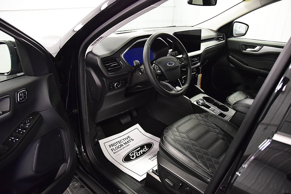 Vehicle image 16 of 36
